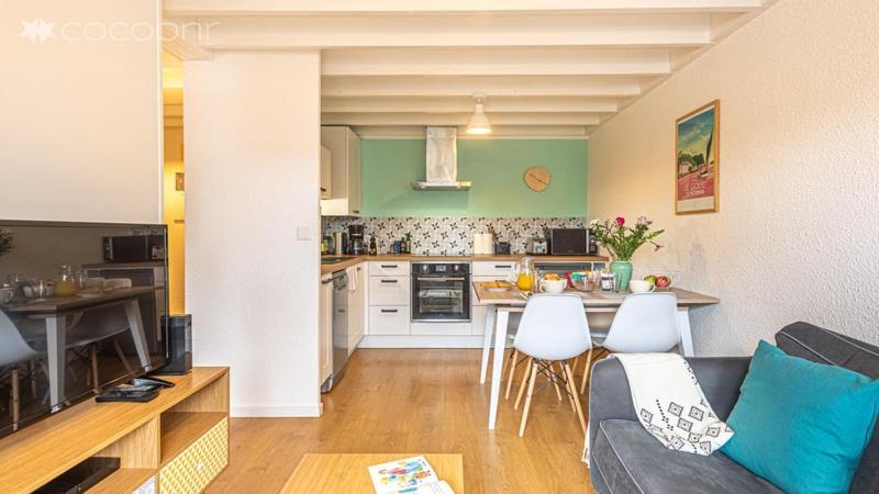 Appartement Duplex Proche Port Avec Velos Ванн Экстерьер фото